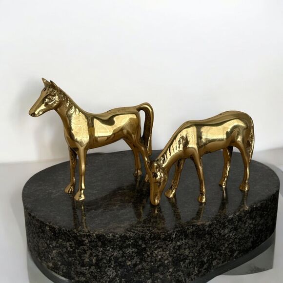 Vintage Solid Brass Horse Figurines Pair – Grazing & Standing – Korea 5" - Picture 8 of 8